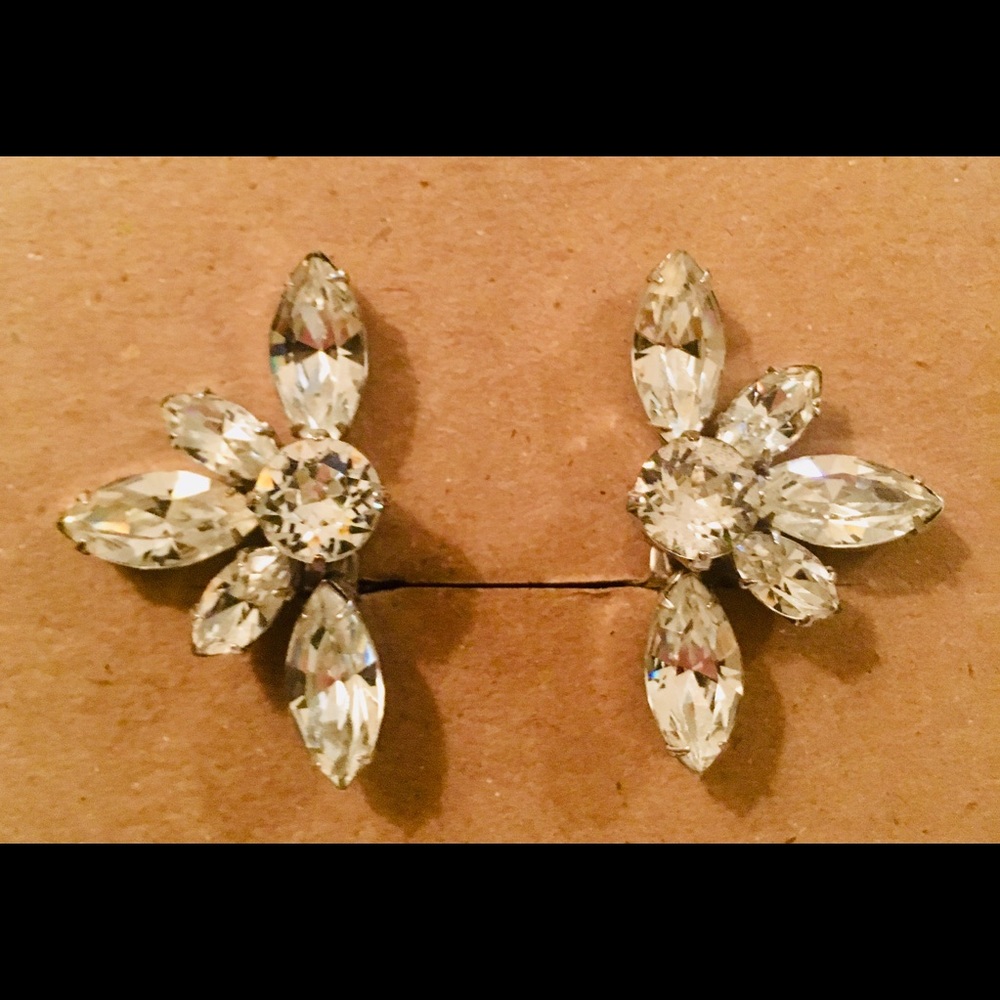 Gorgeous Vintage Rhinestone Earrings